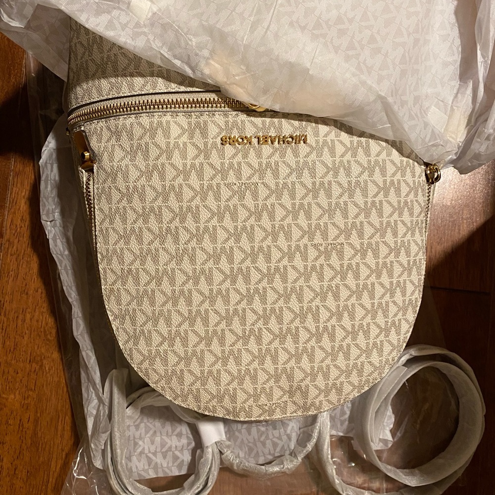 Michael Kors Rhe Mini logo backpack - Picture 3 of 6